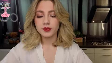 Adele online show from February 14, 2025, 10:07 am