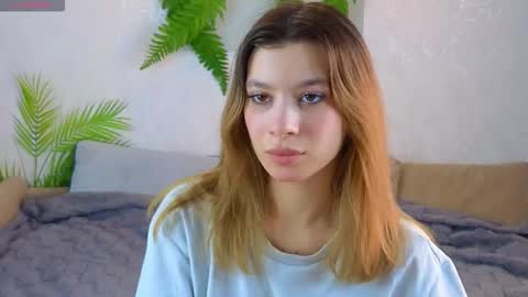 Snapshot of pinkadele chatting on March 20, 2026, 8:19 am Adele online show from March 20, 2026, 8:19 am