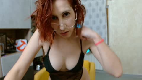 Snapshot of pinkandy chatting on November 7, 2025, 10:21 pm PinKandy online show from November 7, 2025, 10:21 pm