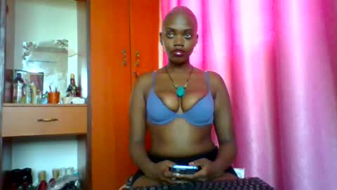 Snapshot of pinkdomina01 chatting on June 26, 2026, 9:25 am pinkdomina01 online show from June 26, 2026, 9:25 am