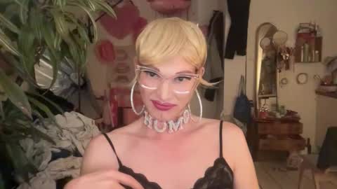 pinkfag online show from April 13, 2026, 3:17 pm