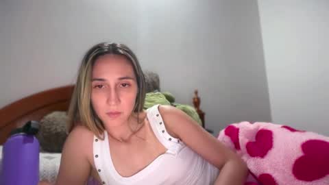 Snapshot of pinkilola chatting on May 20, 2026, 3:02 am Pinkilola online show from May 20, 2026, 3:02 am