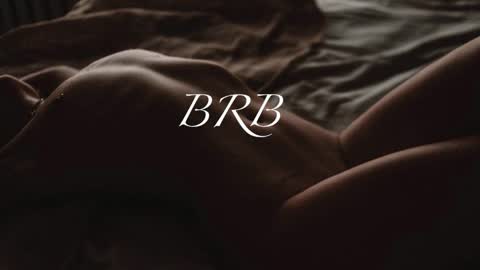 Snapshot of pinkk_lemonade chatting on February 10, 2026, 10:25 pm Mila online show from February 10, 2026, 10:25 pm