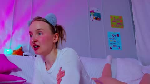 Snapshot of pinkk_lemonade chatting on March 12, 2026, 7:58 am Mila online show from March 12, 2026, 7:58 am