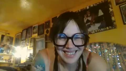 pinkmoonboots online show from September 14, 2025, 7:24 pm