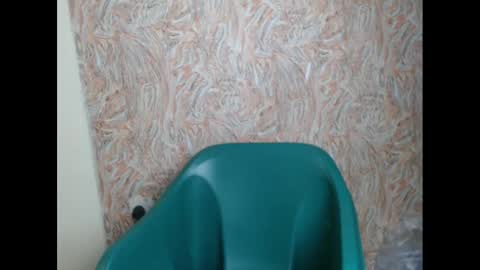 Snapshot of pinknjuicyx chatting on December 15, 2024, 6:48 pm pinknjuicyx online show from December 15, 2024, 6:48 pm