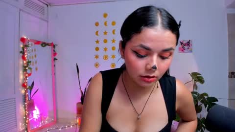 Snapshot of pinkpantherr_ chatting on October 7, 2025, 11:02 pm Sarah .. online show from October 7, 2025, 11:02 pm