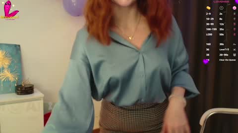 Perlita online show from December 15, 2024, 7:42 pm