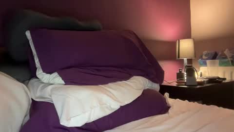 pinkrhino3 online show from January 11, 2026, 11:32 pm