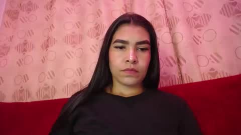 Snapshot of pinks_girls chatting on January 29, 2025, 2:19 am pinks_girls online show from January 29, 2025, 2:19 am