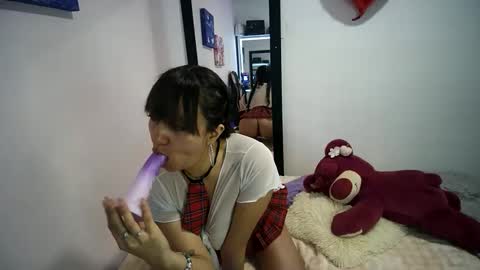 Snapshot of pinkvixen69 chatting on April 26, 2026, 2:59 pm pinkvixen69 online show from April 26, 2026, 2:59 pm