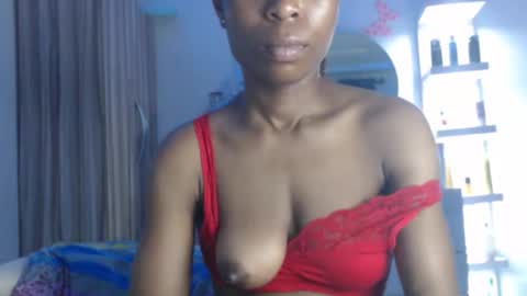 Snapshot of pinkxjuicy chatting on October 5, 2025, 12:53 am pinkxjuicy online show from October 5, 2025, 12:53 am