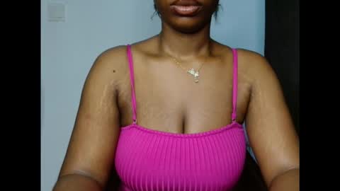 pinkxsugar online show from October 16, 2025, 8:48 am