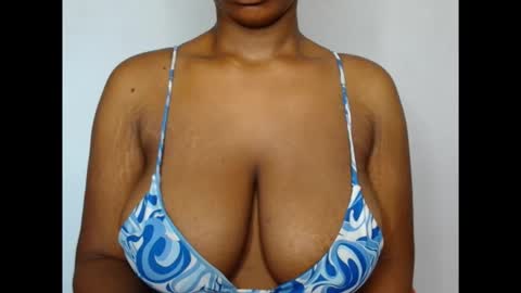 Snapshot of pinkxsugar chatting on February 19, 2026, 7:26 am pinkxsugar online show from February 19, 2026, 7:26 am