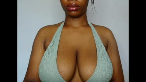 Snapshot of pinkxsugar chatting on April 20, 2026, 7:00 am pinkxsugar online show from April 20, 2026, 7:00 am