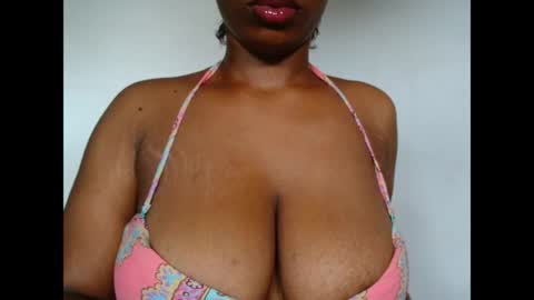 Snapshot of pinkxsugar chatting on May 11, 2026, 7:36 am pinkxsugar online show from May 11, 2026, 7:36 am