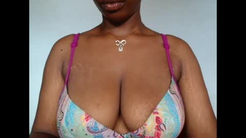 Snapshot of pinkxsugar chatting on May 14, 2026, 11:39 am pinkxsugar online show from May 14, 2026, 11:39 am