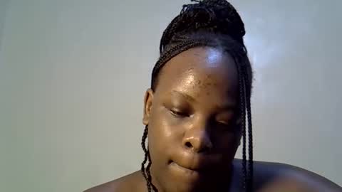 pinky_ebony13 online show from April 28, 2026, 7:02 am