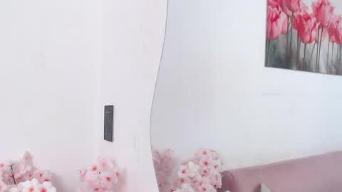 pinky_f00x online show from May 5, 2026, 7:11 pm