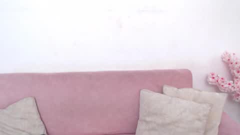 pinky_f00x online show from May 7, 2026, 7:19 pm