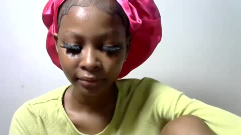 Snapshot of pinky_lov chatting on February 17, 2025, 12:05 pm pinky_lov online show from February 17, 2025, 12:05 pm