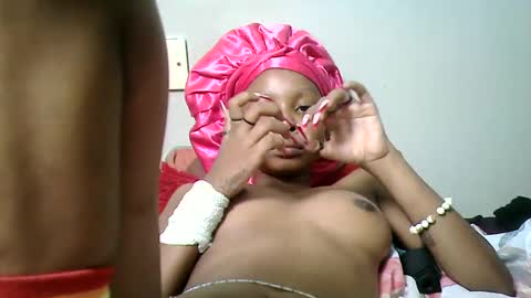 Snapshot of pinky_lov chatting on March 11, 2025, 2:10 am pinky_lov online show from March 11, 2025, 2:10 am