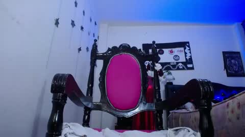 VIOLETA LOPEZ online show from December 24, 2024, 5:34 pm