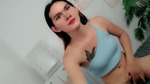 Snapshot of pinky_web03 chatting on October 17, 2025, 2:15 am pinky_web03 online show from October 17, 2025, 2:15 am