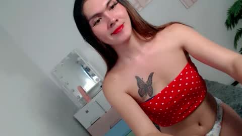 pinky_web03 online show from February 4, 2026, 12:49 am