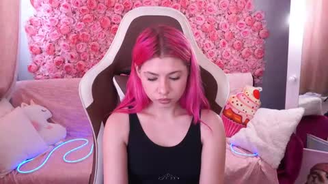 pinkytrix online show from May 19, 2026, 1:17 pm