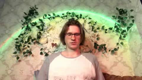 Snapshot of pinochetti chatting on February 11, 2026, 3:28 pm Incubus online show from February 11, 2026, 3:28 pm