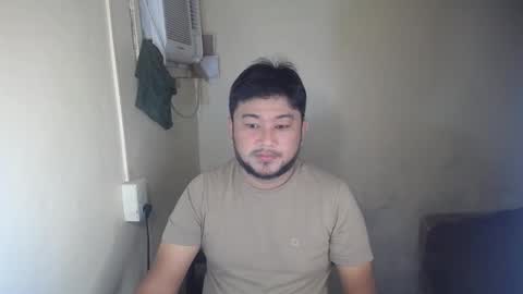 pinoy041087 online show from March 17, 2026, 11:41 pm