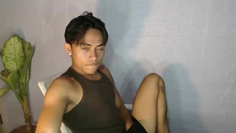 Snapshot of pinoy_palautogxxx chatting on April 4, 2026, 3:09 pm pinoy_palautogxxx online show from April 4, 2026, 3:09 pm
