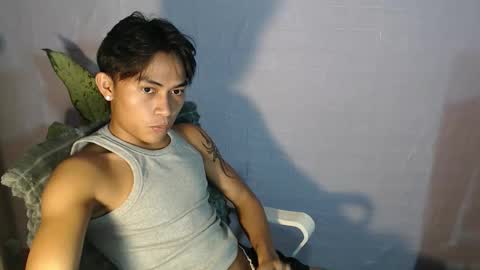 Snapshot of pinoy_palautogxxx chatting on April 15, 2026, 5:42 pm pinoy_palautogxxx online show from April 15, 2026, 5:42 pm