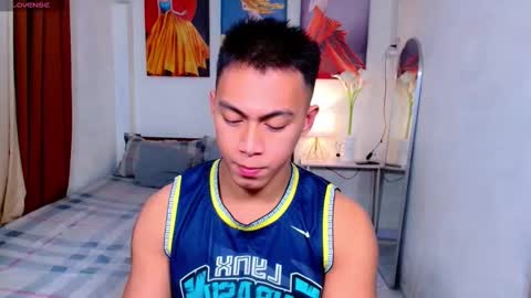 Snapshot of pinoymilker chatting on January 2, 2025, 5:57 am ethan online show from January 2, 2025, 5:57 am