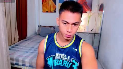 Snapshot of pinoymilker chatting on January 2, 2025, 9:00 am ethan online show from January 2, 2025, 9:00 am