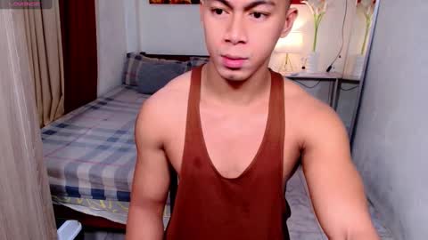 Snapshot of pinoymilker chatting on January 4, 2025, 2:14 am ethan online show from January 4, 2025, 2:14 am