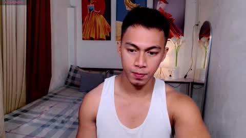 Snapshot of pinoymilker chatting on January 5, 2025, 4:47 am ethan online show from January 5, 2025, 4:47 am