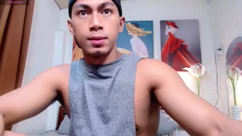 Snapshot of pinoymilker chatting on February 18, 2025, 12:59 am ethan online show from February 18, 2025, 12:59 am