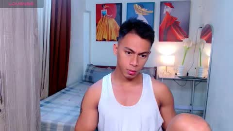 Snapshot of pinoymilker chatting on March 1, 2025, 5:52 am ethan online show from March 1, 2025, 5:52 am