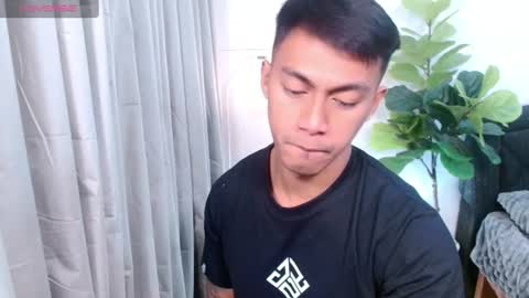 Snapshot of pinoymilker chatting on August 6, 2026, 1:51 am ethan online show from August 6, 2026, 1:51 am