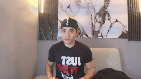 pint_geto online show from December 15, 2025, 5:23 am