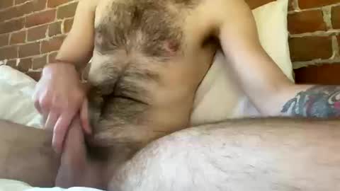 Pint online show from October 13, 2025, 8:31 pm