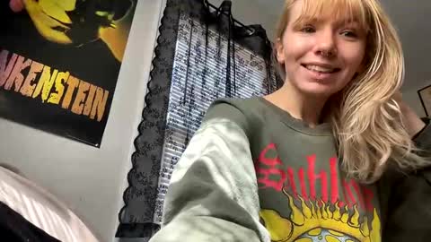 Goddess Lav  online show from February 24, 2025, 6:26 pm