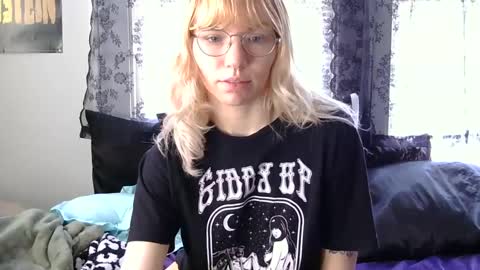 Goddess Lav  online show from March 7, 2025, 5:06 pm