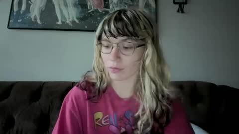 Goddess Lav  online show from September 23, 2025, 9:18 pm