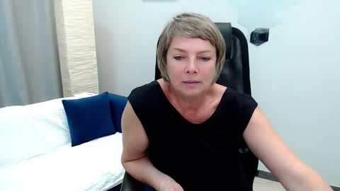 Snapshot of pion_s chatting on September 16, 2025, 4:46 am Bella online show from September 16, 2025, 4:46 am