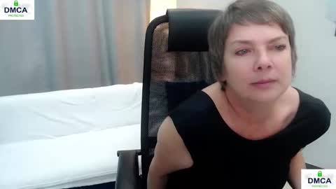 Bella online show from December 23, 2025, 5:27 am