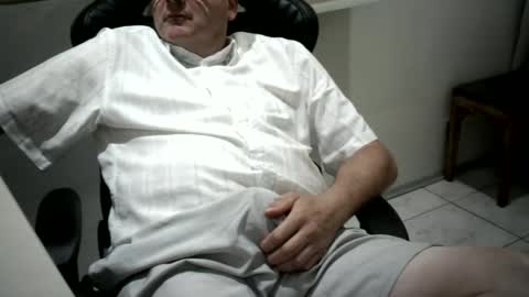 piovesanes online show from February 3, 2025, 2:03 am