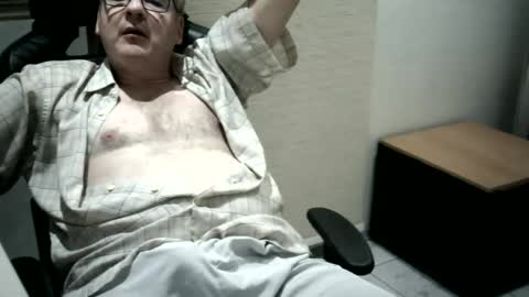 piovesanes online show from March 8, 2025, 1:06 am